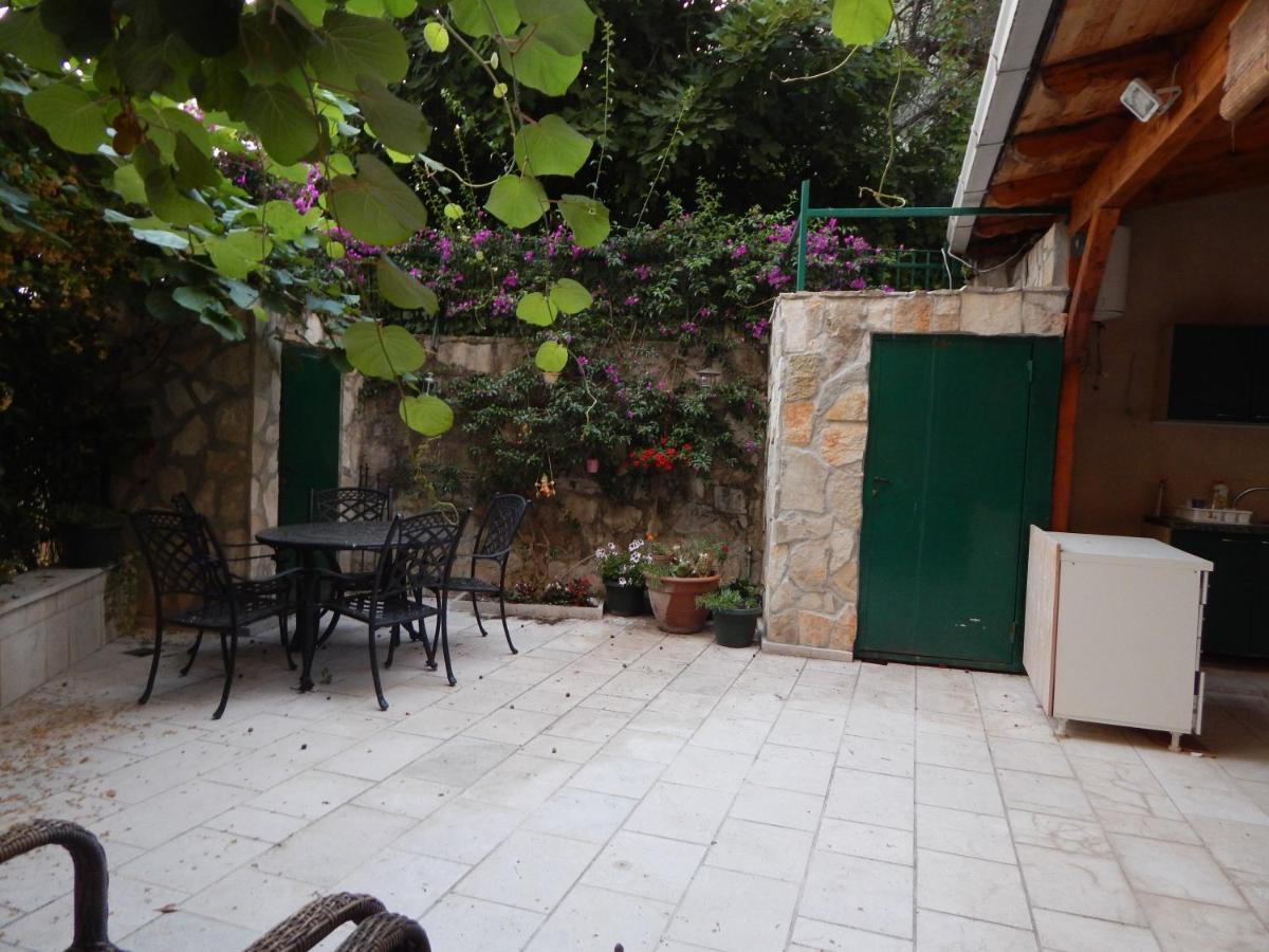 Sveti Stefan- Apartment Dora المظهر الخارجي الصورة